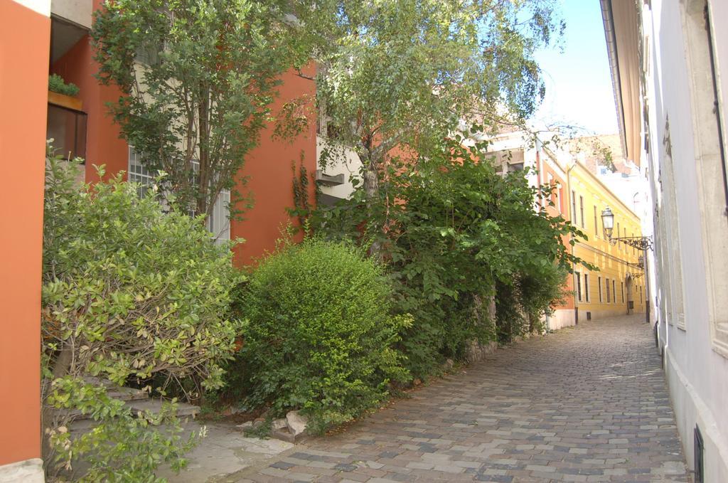 Buda Castle Apartments Budapeste Quarto foto