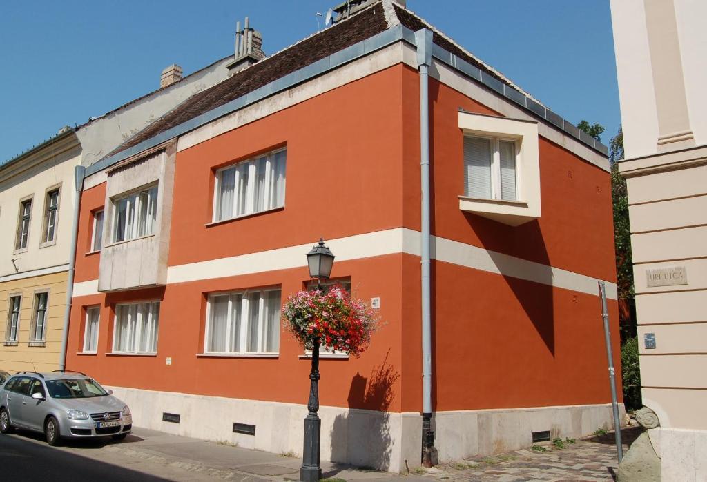 Buda Castle Apartments Budapeste Exterior foto